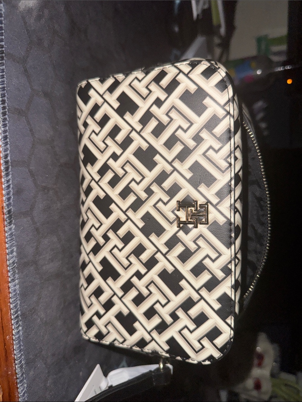 NWT Tommy Hilfiger Black & Cream Geometric toiletry or cosmetic bag